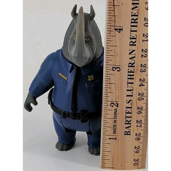 Disney World of Zootopia 7 Figures Toy Lot Set Cake Toppers 2 Tomy Judy Hopps - Picture 9 of 15